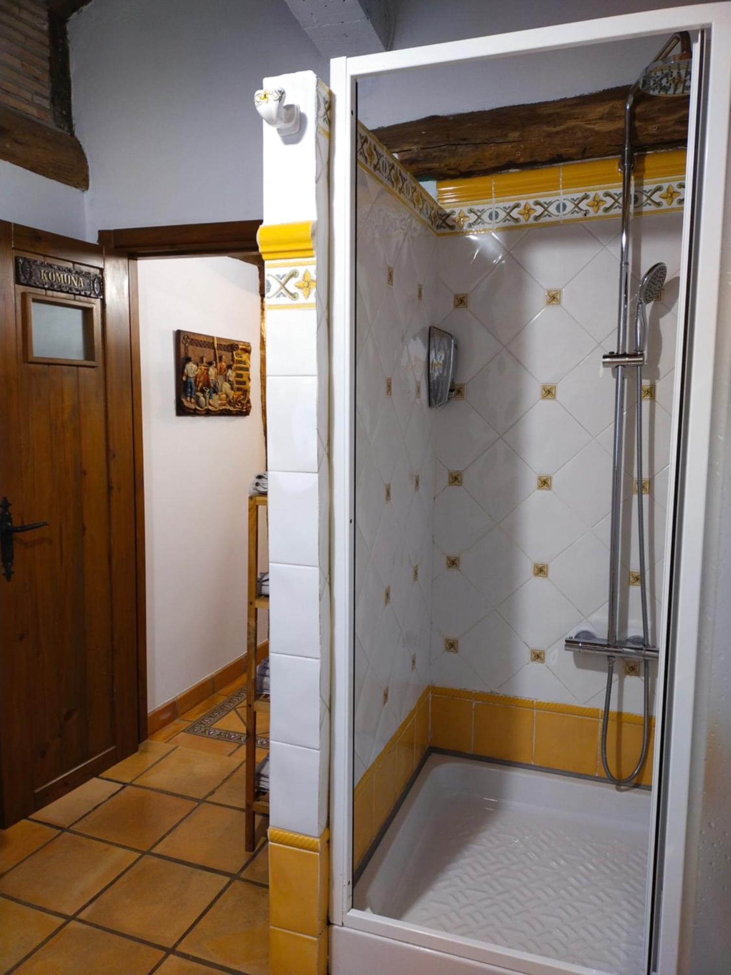 Antzomendi Apartamento Mutriku Exterior foto